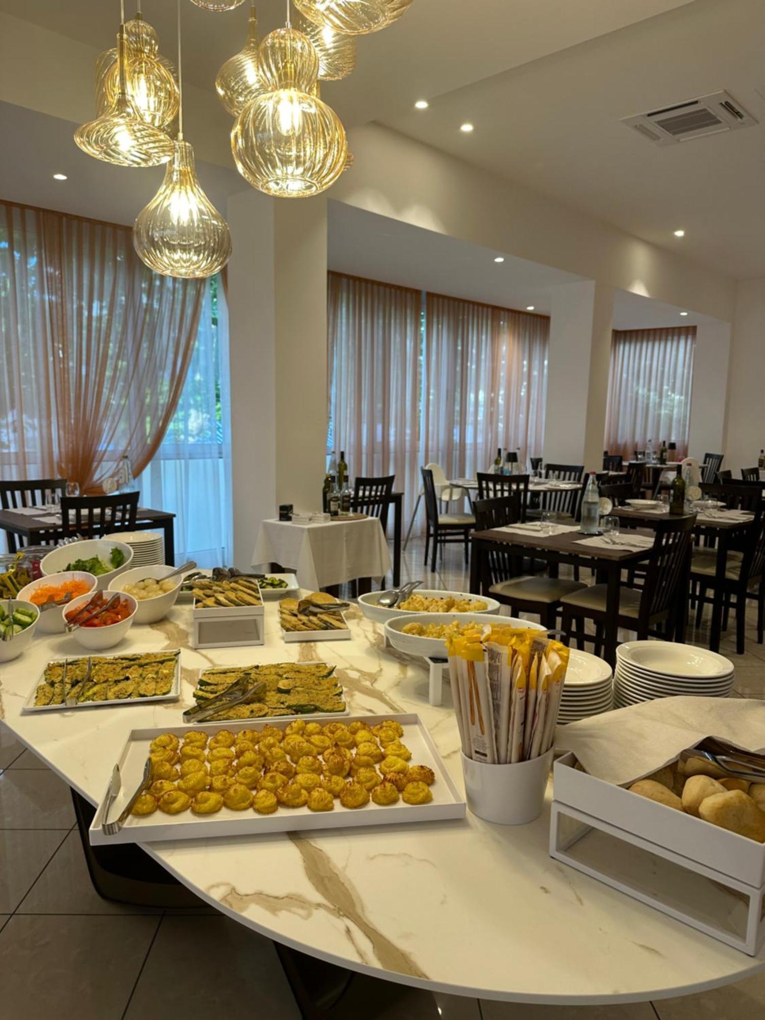 Hotel Villa Tosi Bellaria-Igea Marina Dış mekan fotoğraf
