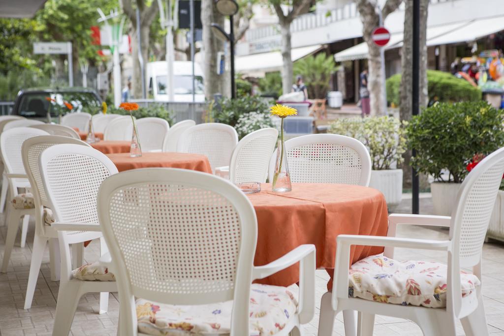 Hotel Villa Tosi Bellaria-Igea Marina Dış mekan fotoğraf