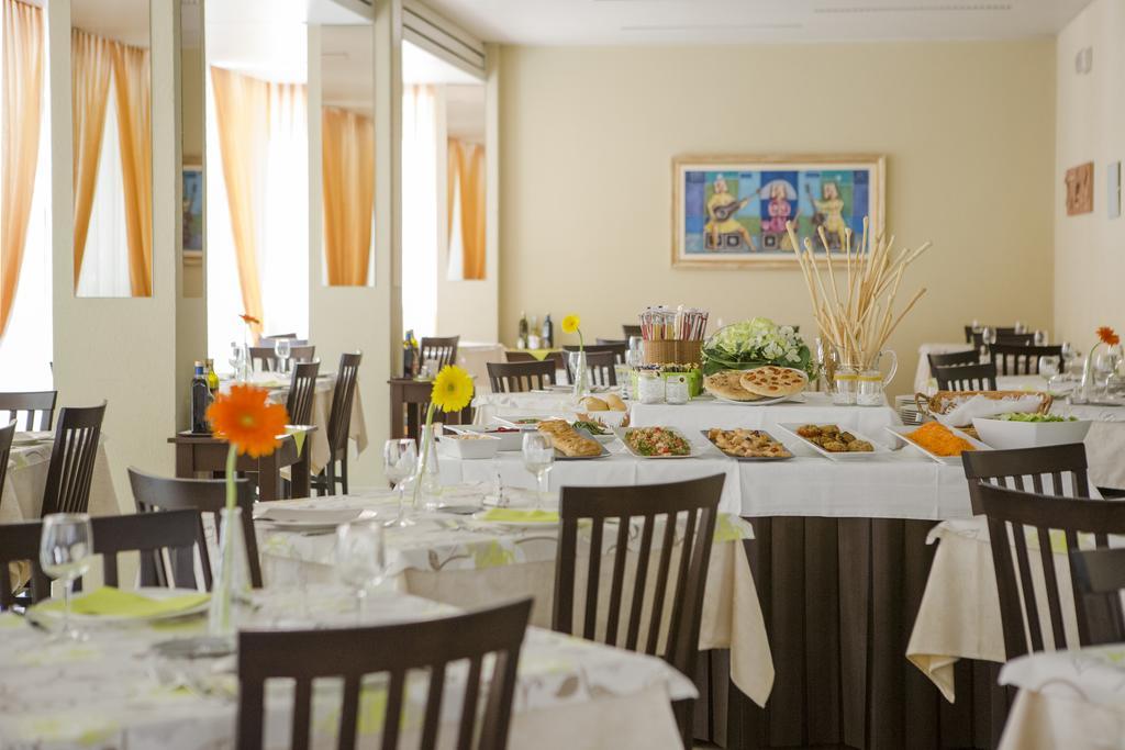 Hotel Villa Tosi Bellaria-Igea Marina Dış mekan fotoğraf
